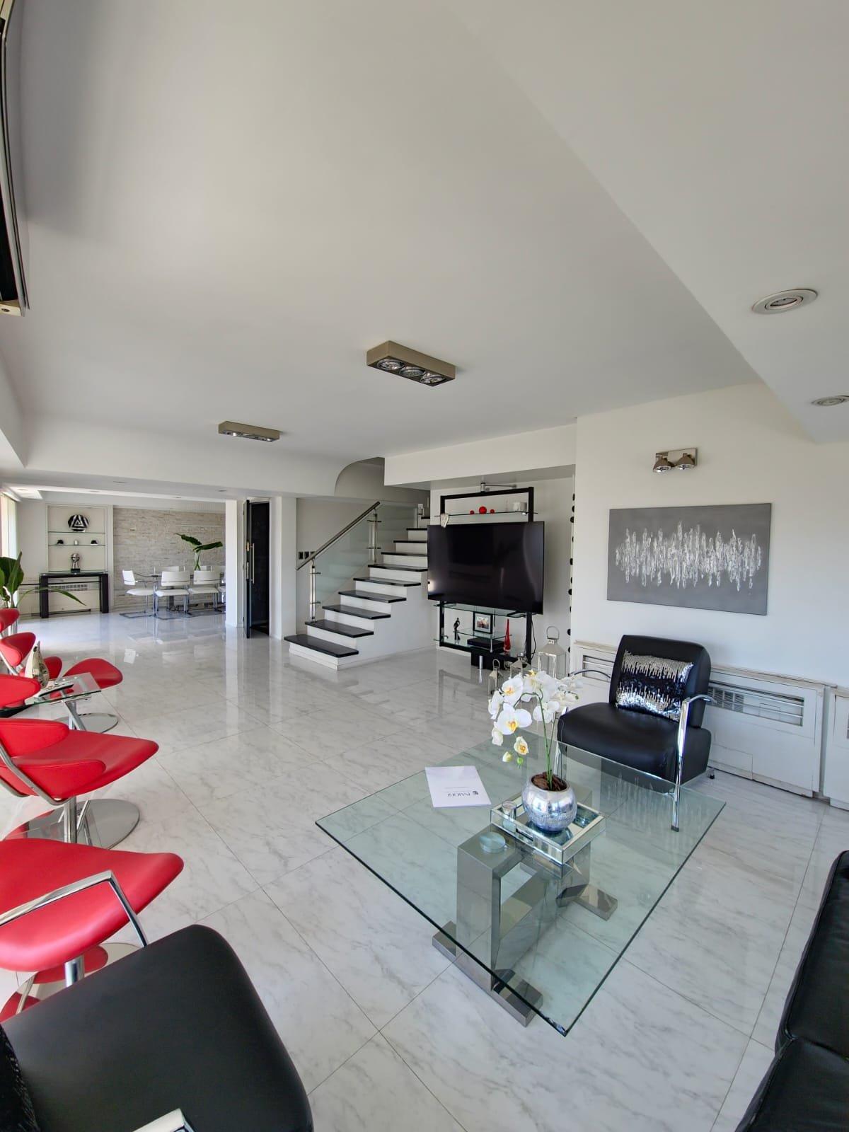 Venta 4 Ambientes triplex en Caballito 