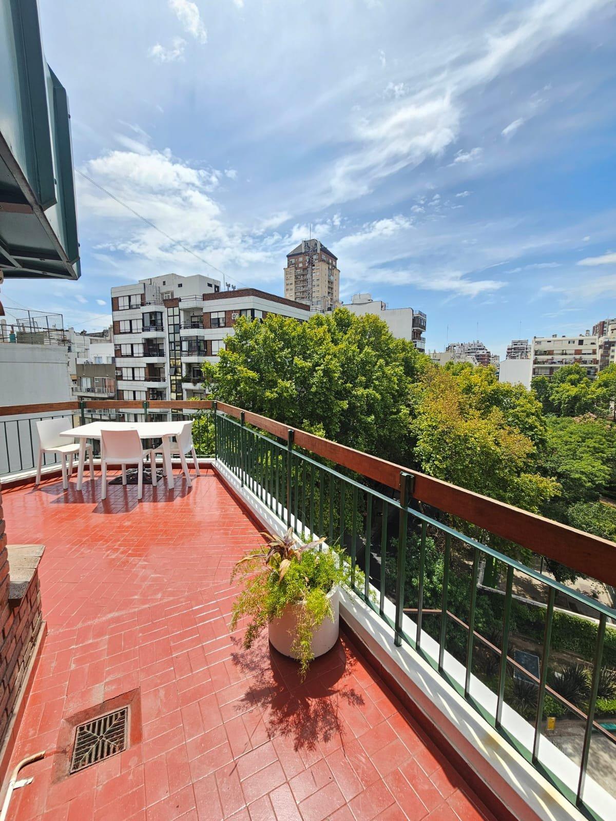 Duplex 2 ambientes en Almagro 